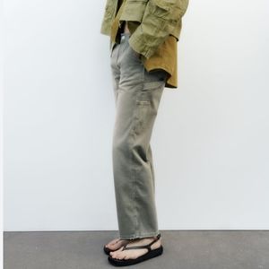 Zara Midrise Straight-Leg TRF Cargo Pants   Size 2